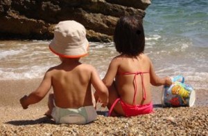 bimbi_in_spiaggia