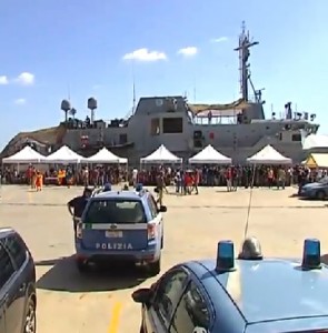 Il molo Marconi durante le operazioni